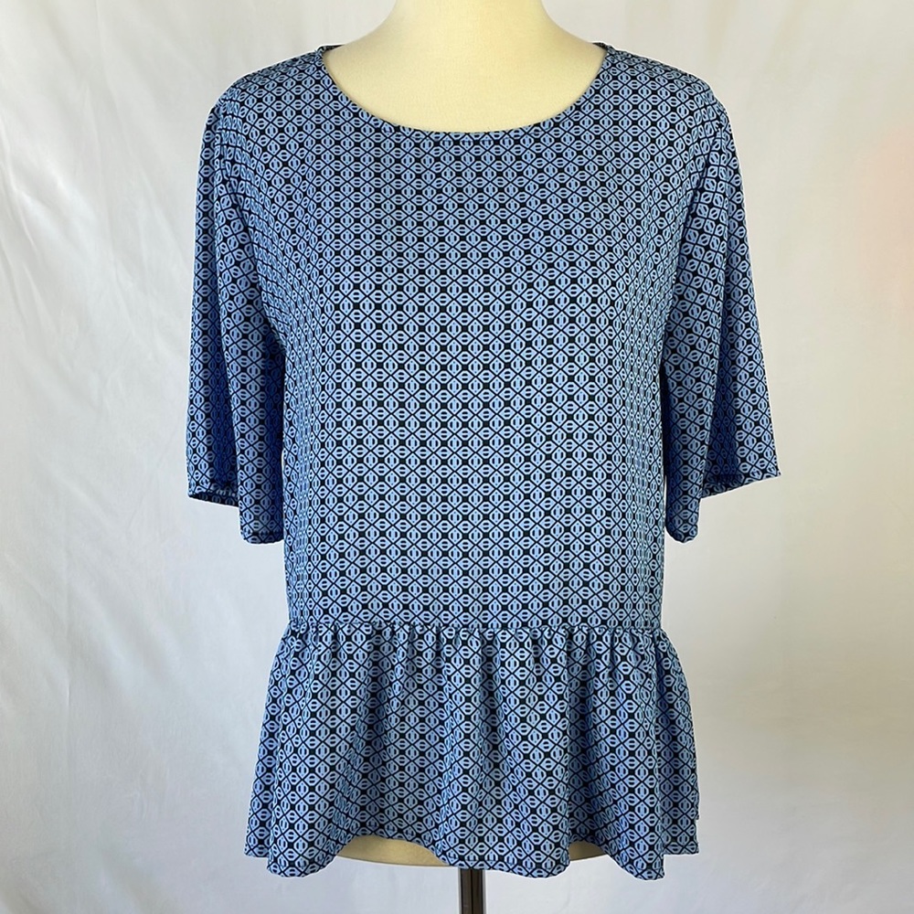 Banana Republic Blue Short Sleeve High-Low Peplum Blouse w/Back Keyhole - Small